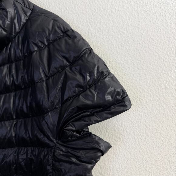 Herno Iconico Emelia Puffer Cape EU 48 US 12 Black Down Vest Short Sleeve Snap - Picture 5 of 11